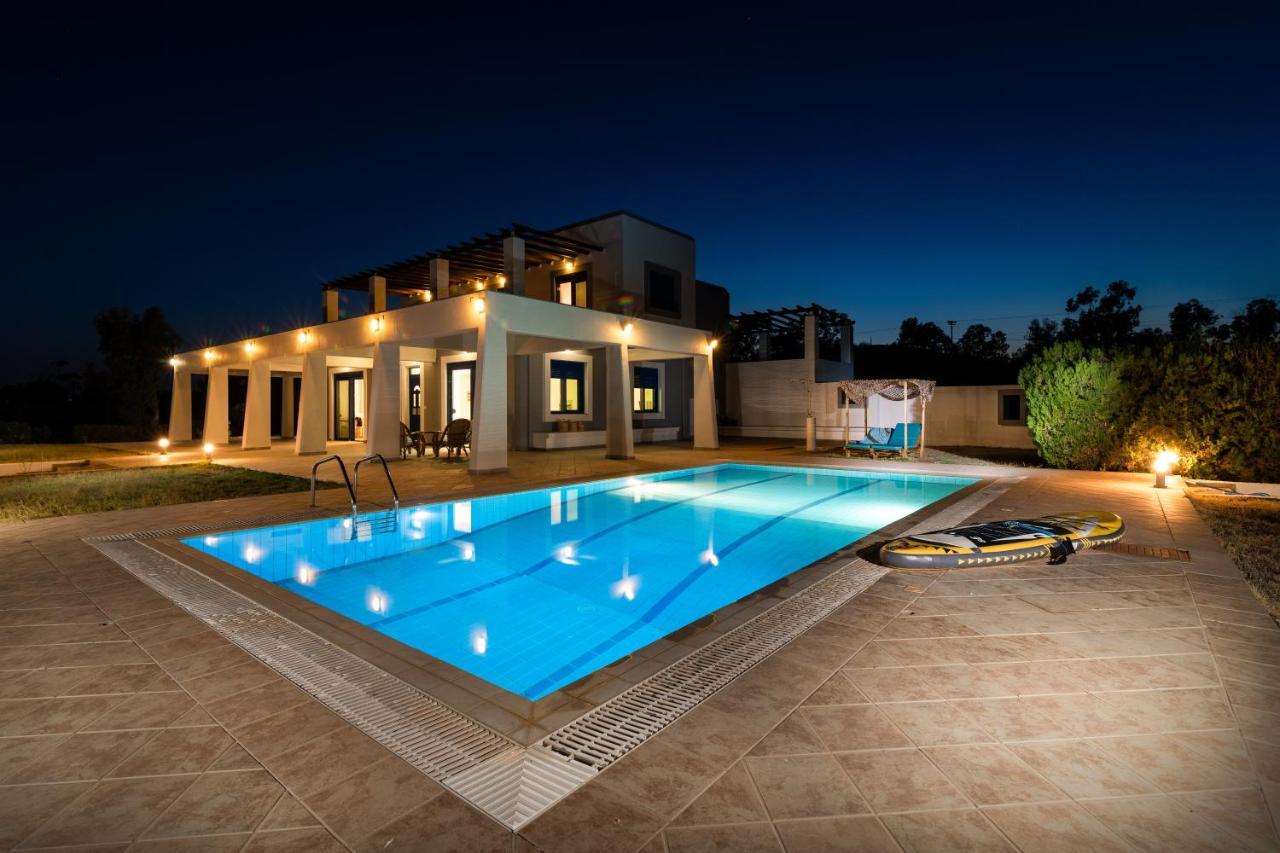 The "Perfect Beach House" Villa Lakhaniá Exterior foto